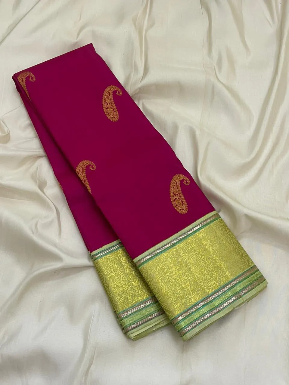 Magenta Paisley Korvai Kanchipuram Silk Saree